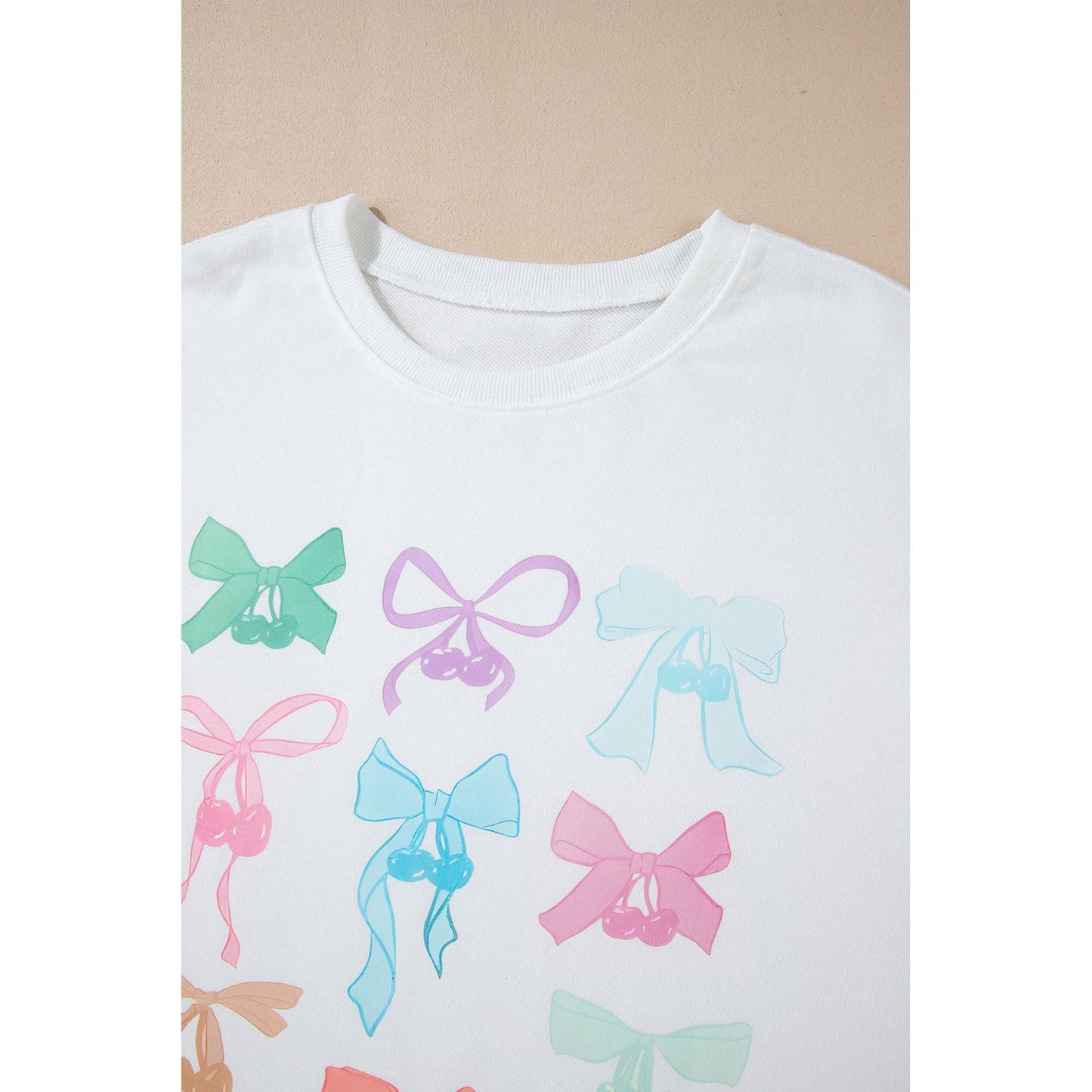 White Bowknot Pattern Drop Shoulder Loose Sweatshirt