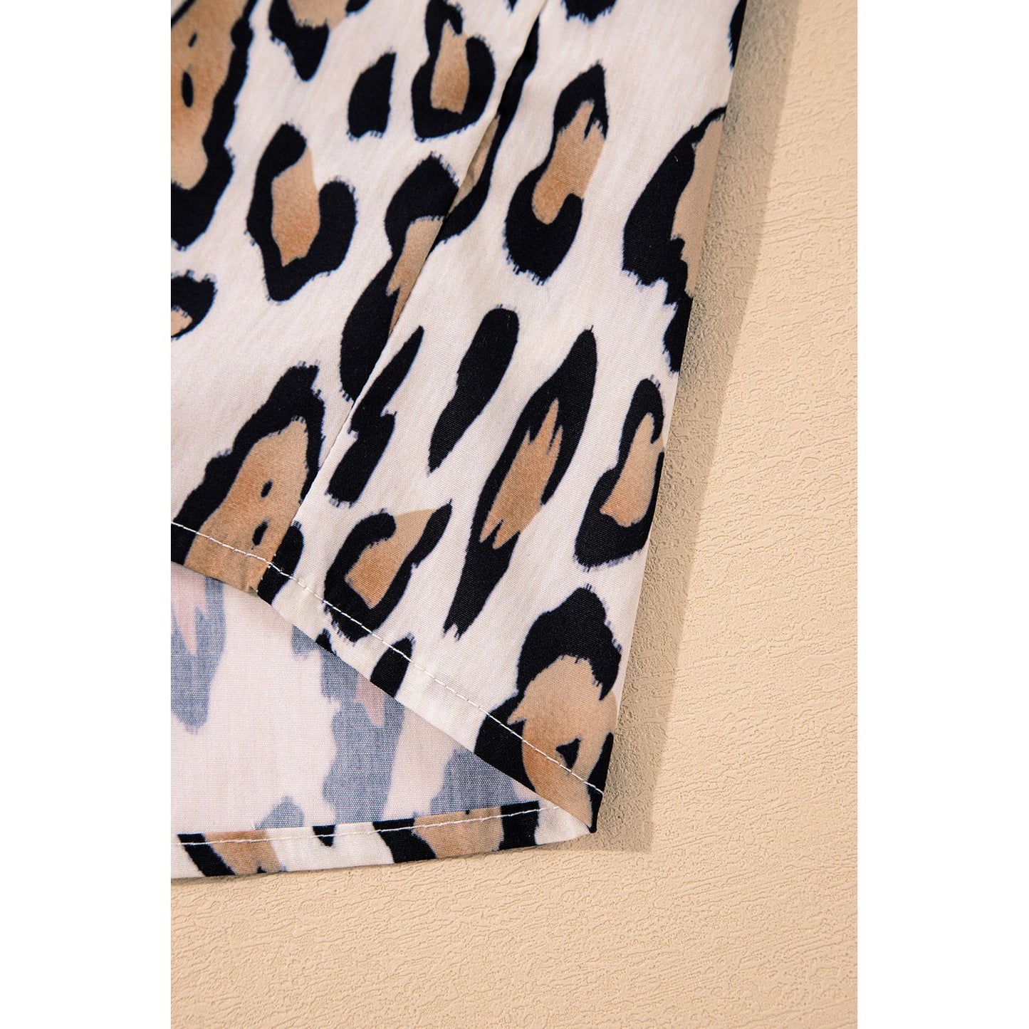 Jet Stream Leopard Print Balloon Sleeve Loose Blouse