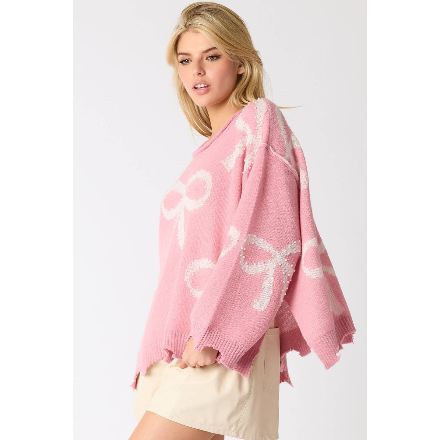 Pink Bow Pattern Pearl Embellished Raw Hem Sweater